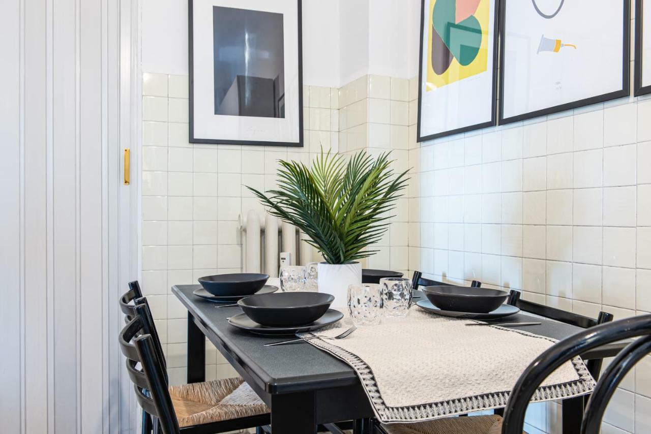 Joivy Sophisticated 3-Bed Flat With Desk Apartman Milánó Kültér fotó