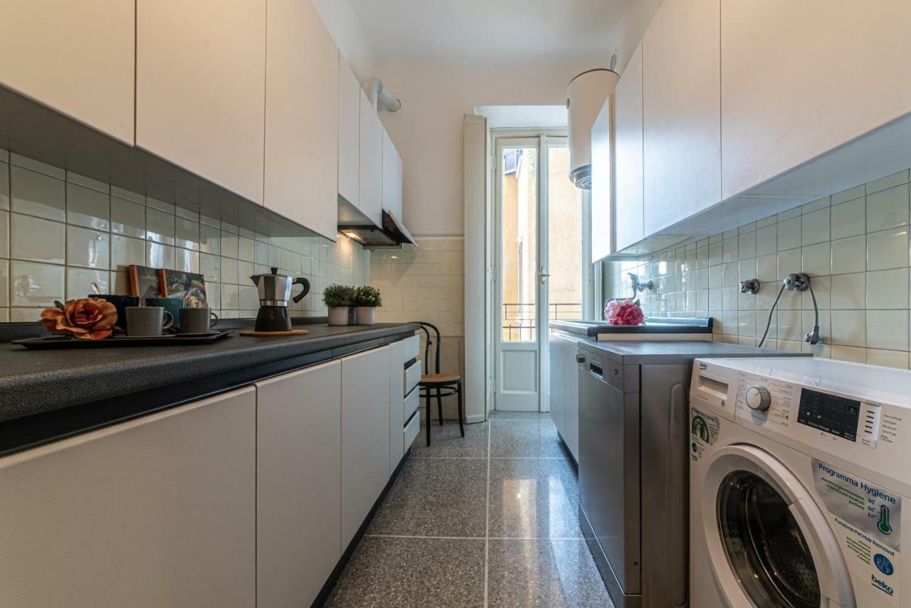 Joivy Sophisticated 3-Bed Flat With Desk Apartman Milánó Kültér fotó