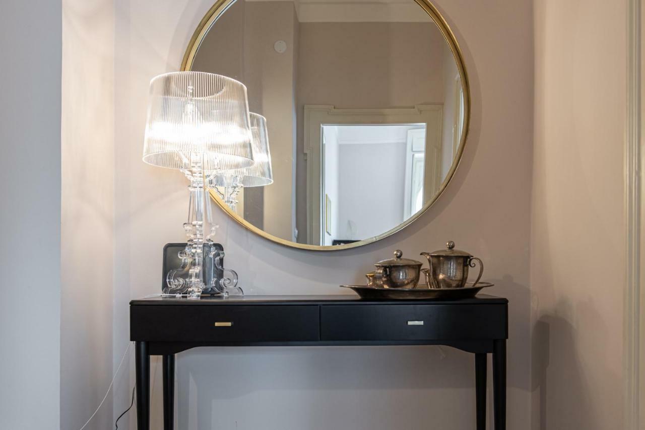 Joivy Sophisticated 3-Bed Flat With Desk Apartman Milánó Kültér fotó