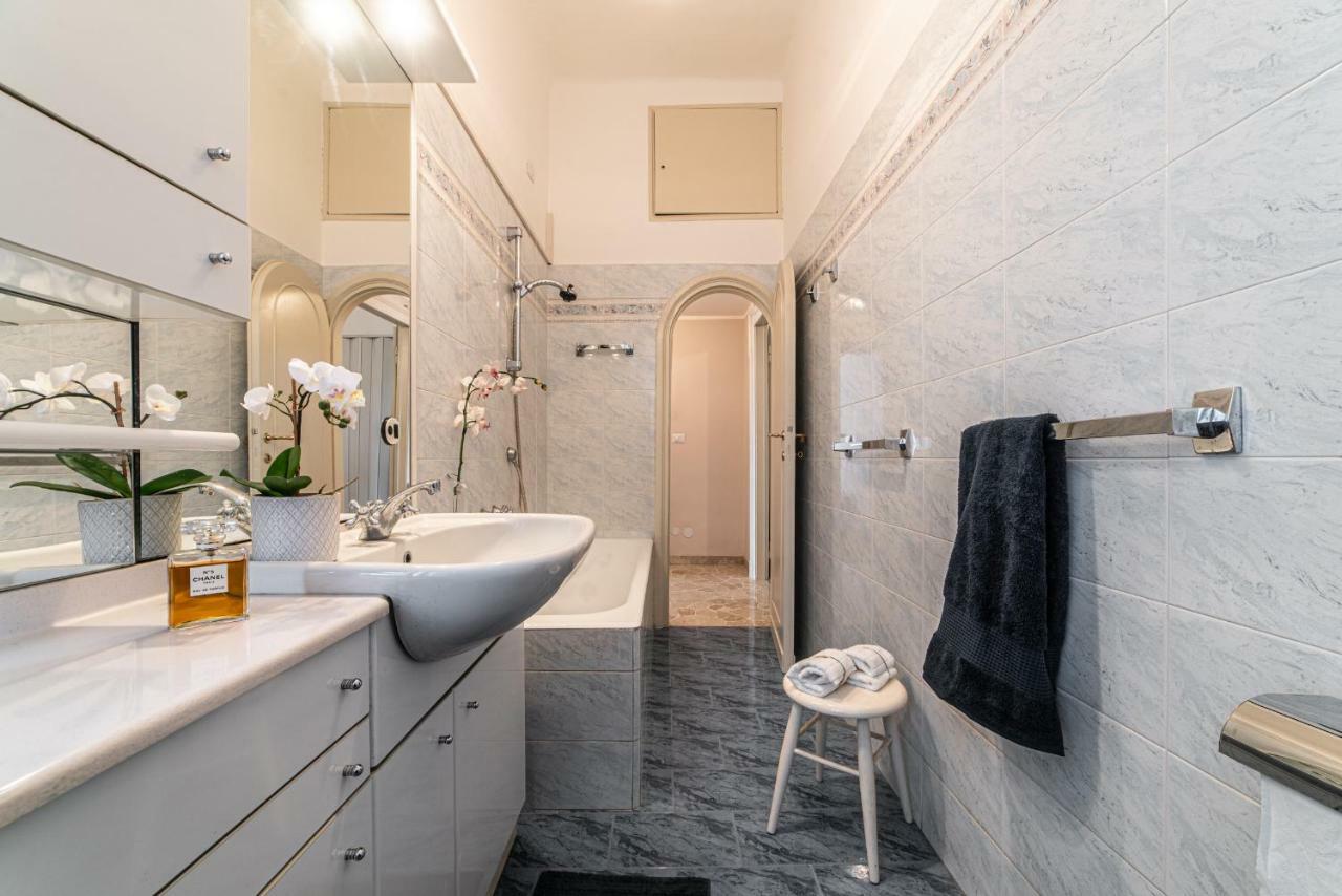 Joivy Sophisticated 3-Bed Flat With Desk Apartman Milánó Kültér fotó