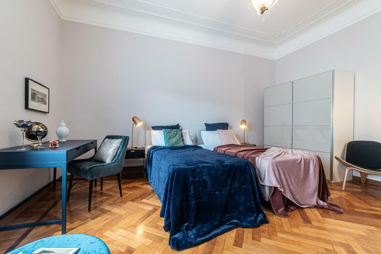 Joivy Sophisticated 3-Bed Flat With Desk Apartman Milánó Kültér fotó