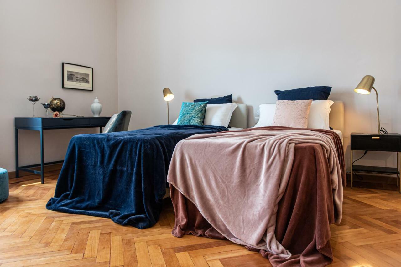 Joivy Sophisticated 3-Bed Flat With Desk Apartman Milánó Kültér fotó